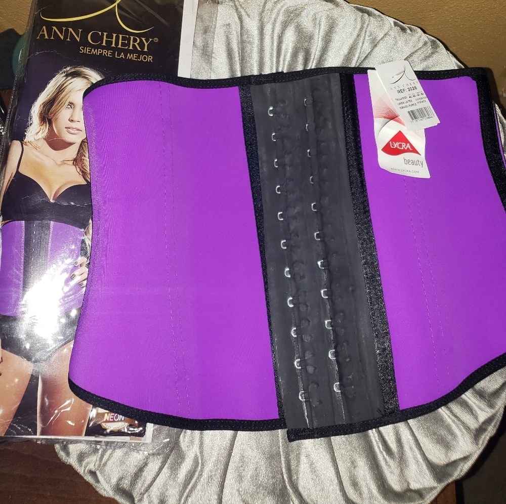 Ann Chery Latex Sport Waist Trainer